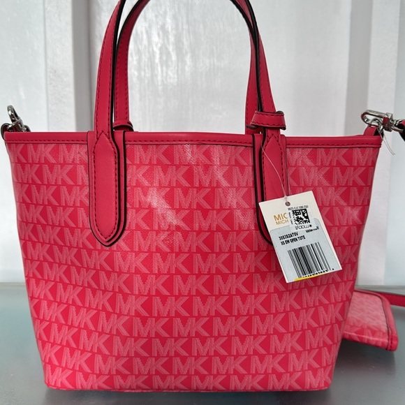 Michael Kors Bag Eliza XS East-West Tote & Wallet Set - Picture 5 of 17